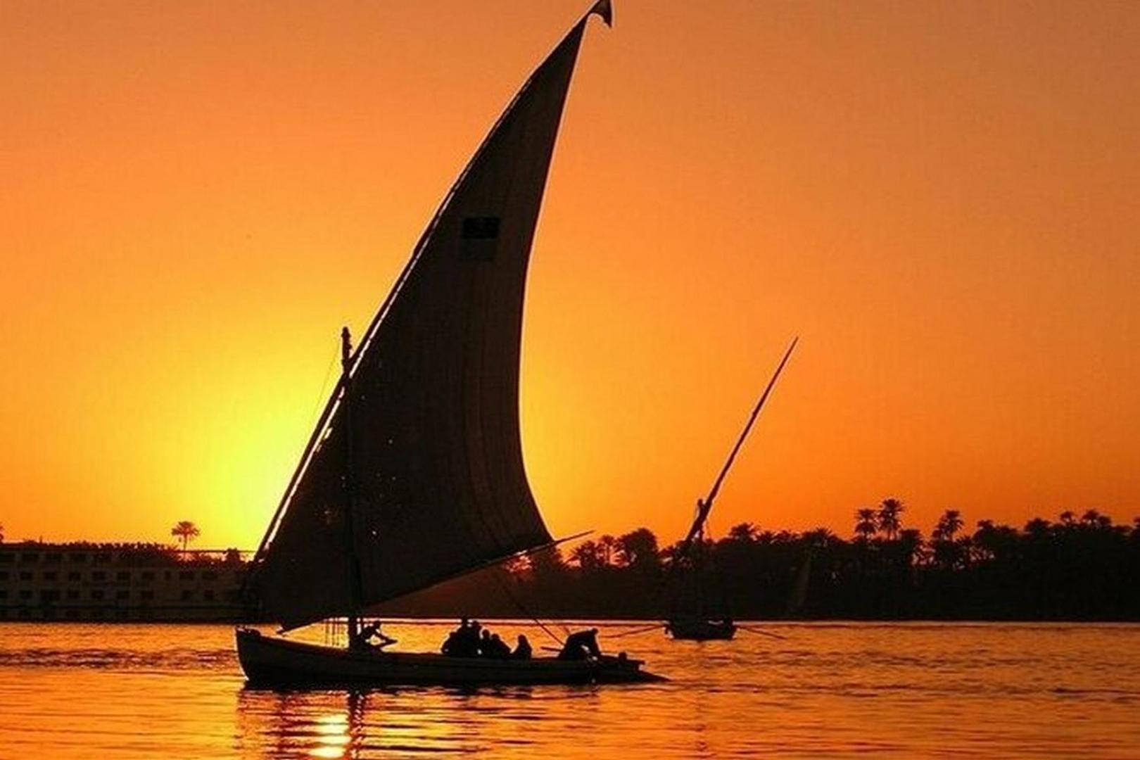 Golden Palace Nile View - Appartment Luxor Esterno foto